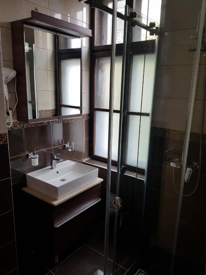Hotel Kutko Pančevo Exteriér fotografie